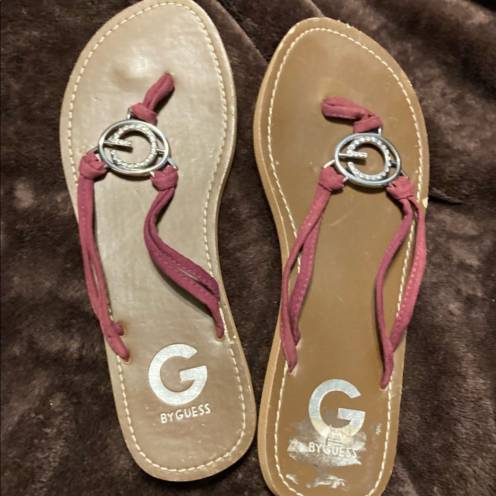 Guess Flip Flops Size 7 Red with Metal G